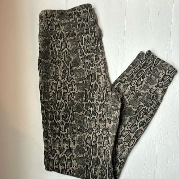 SPANX Denim - SPANX animal print Jeggings